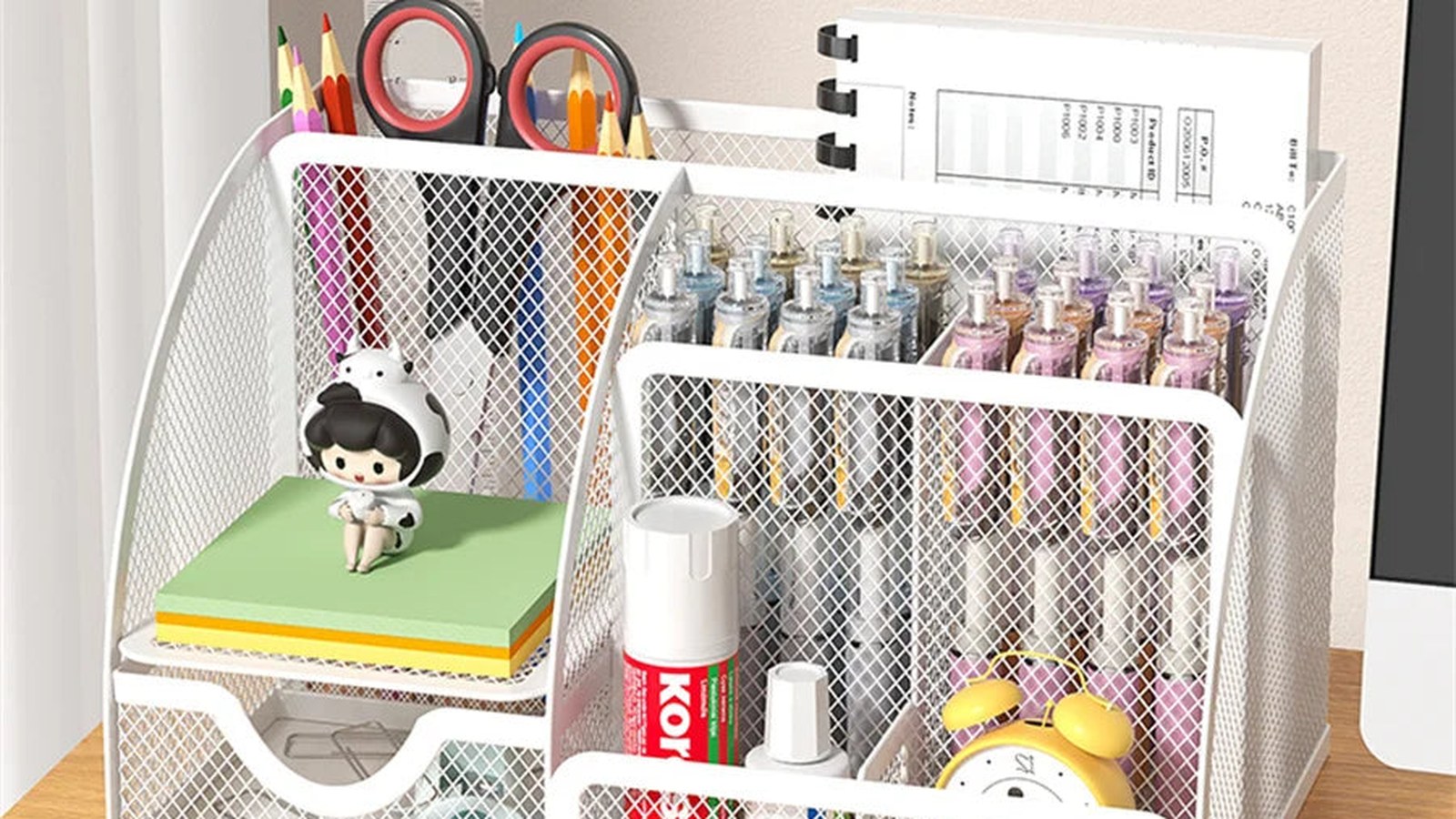 The 20-minute desk declutter (and how to make it stick)